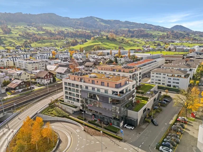 Immobilienangebot - Lachen SZ - Alle - Zentral wohnen in Lachen SZ