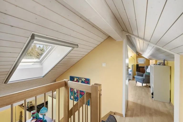 Immobilienangebot - Pfäffikon SZ - Alle - Ganz oben, on top, z‘oberscht obe !!! 
(Baurecht/Leasehold)